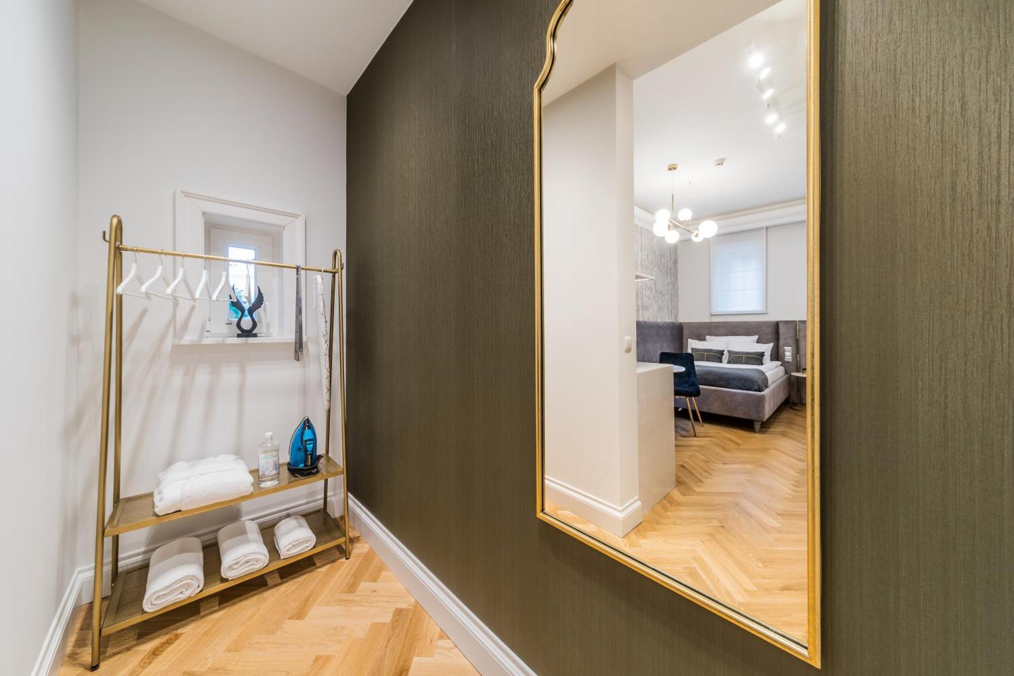 H Aparthotel Элк Номер фото